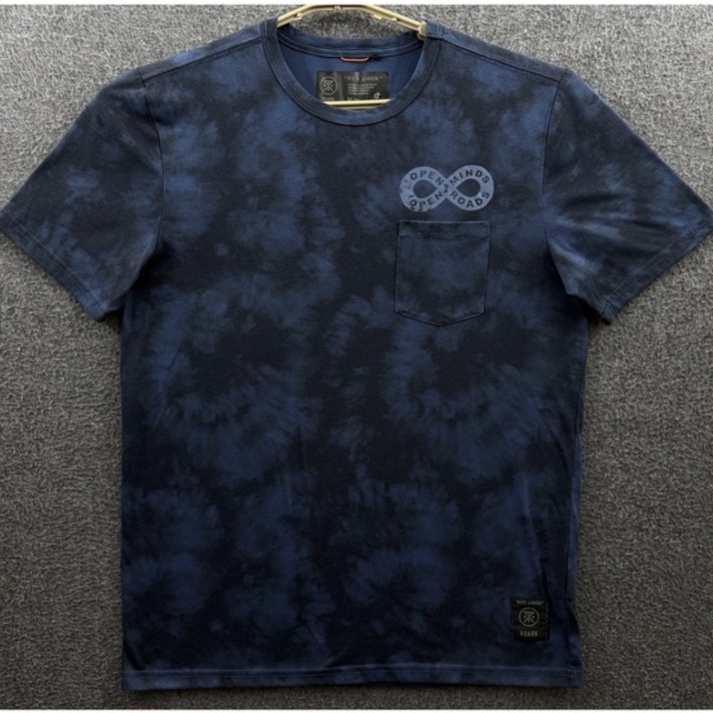 Roark Run Amok Shirt Mens Medium Blue Tie Dye Open Minds Roads Mathis Pocket Tee
